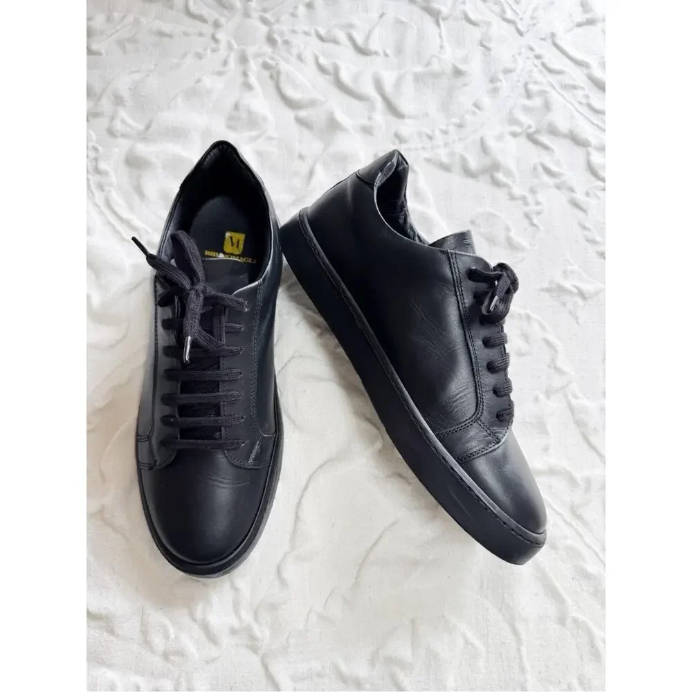 Bruno Magli Magnifico Sneakers Size 8.5 New